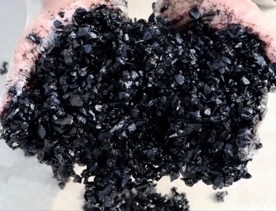 金川沥青冷补料（沥青砂）的优势特点与施工流程解析